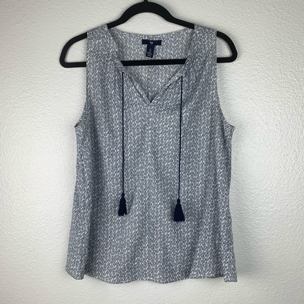 Gap Blue and White Sand Dollar Tank With Tassels